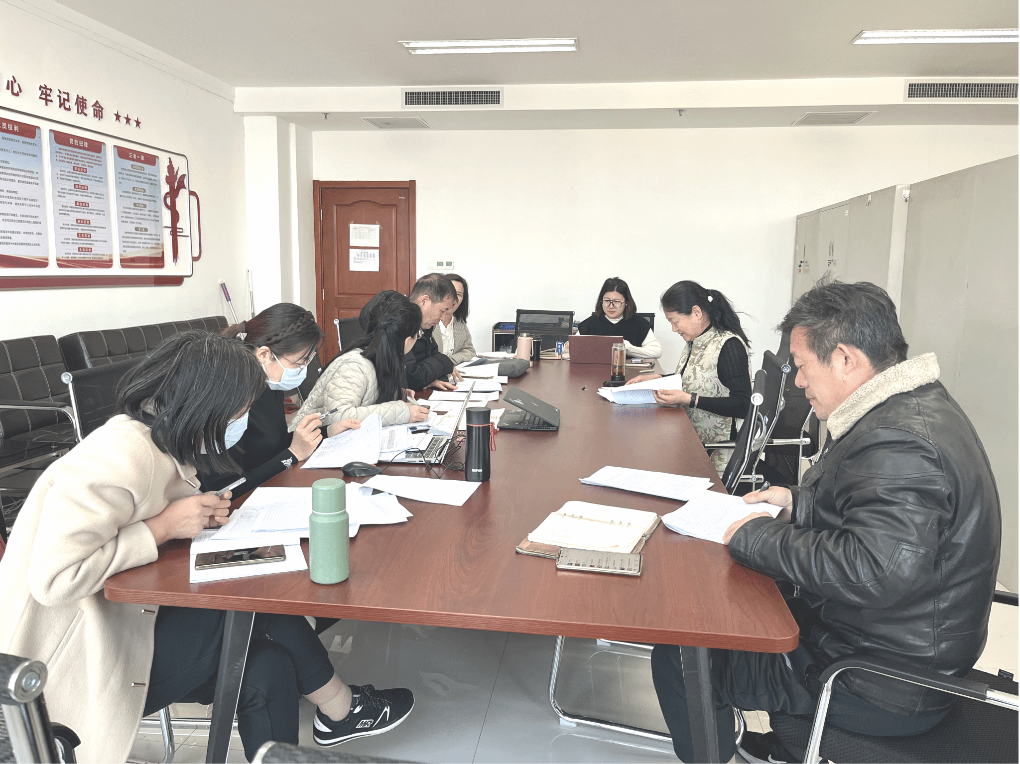 必威西汉姆联开展职业本科专业人才培养方案讨论会